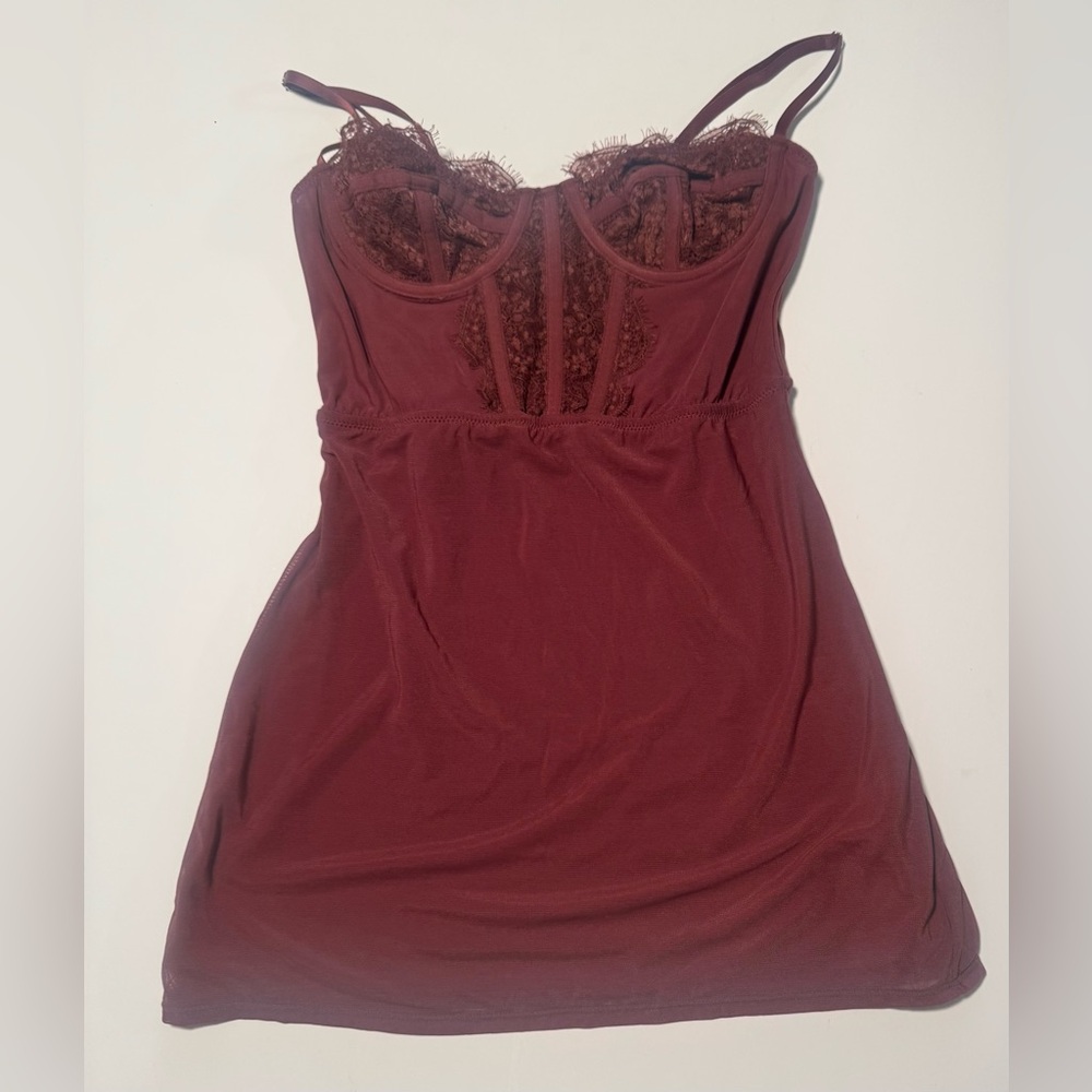 Urban Outfitters Maroon Lace Chemise - Picture 3 of 5